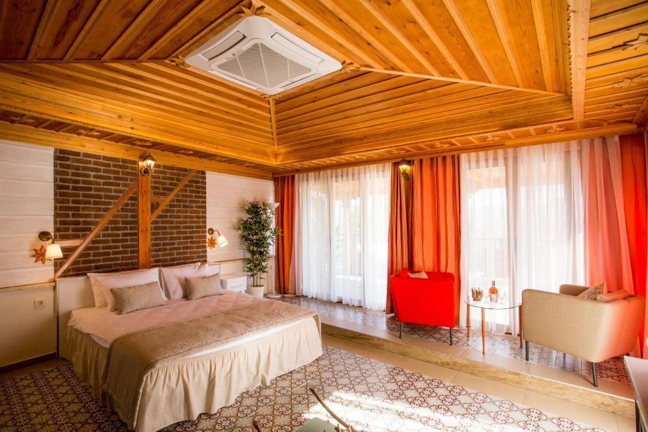 Villa Marine Hotel อัคยาคา ภายนอก รูปภาพ