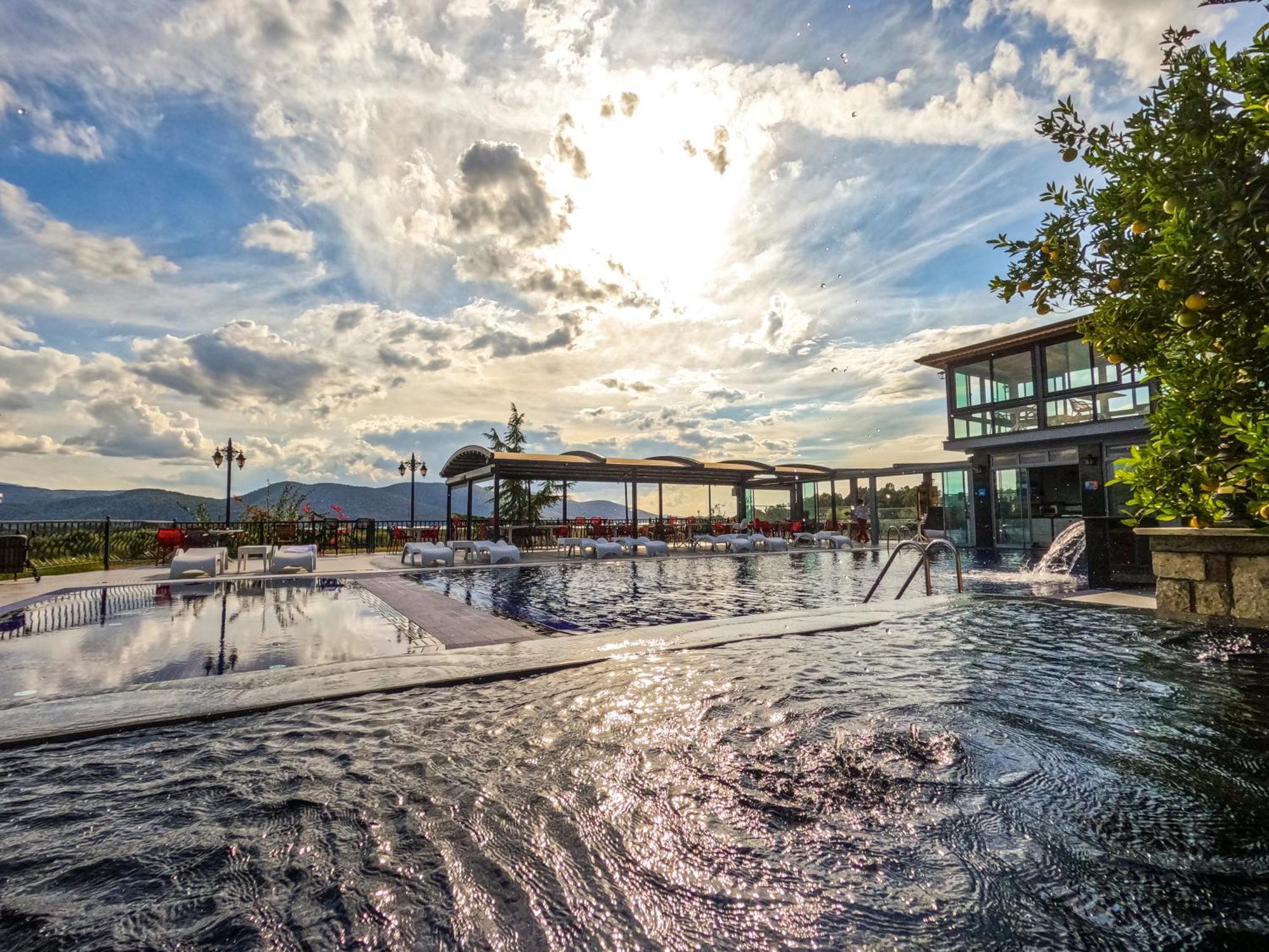 Villa Marine Hotel อัคยาคา ภายนอก รูปภาพ