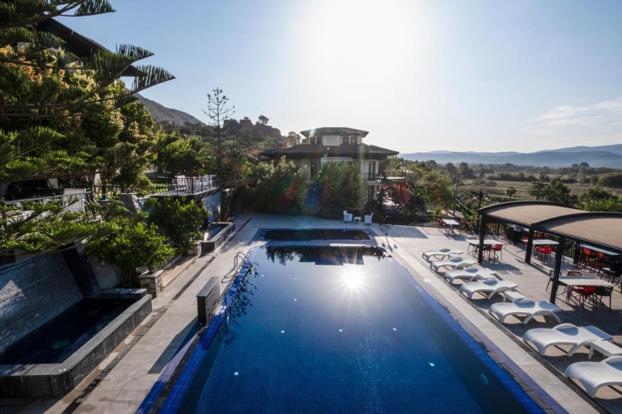 Villa Marine Hotel อัคยาคา ภายนอก รูปภาพ