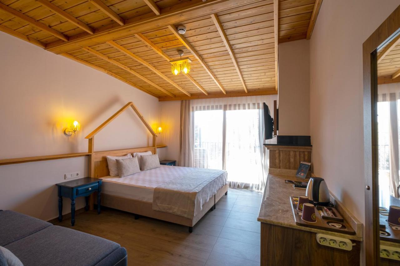 Villa Marine Hotel อัคยาคา ภายนอก รูปภาพ